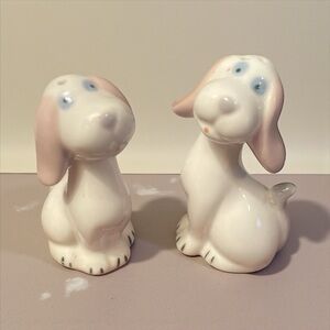 Adorable Pair of Puppy Salt & Pepper Shakers! Vintage - Made in Taiwan.